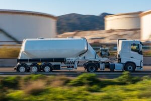 Transport Logistics to Consider When Moving Pressurized Tanks
